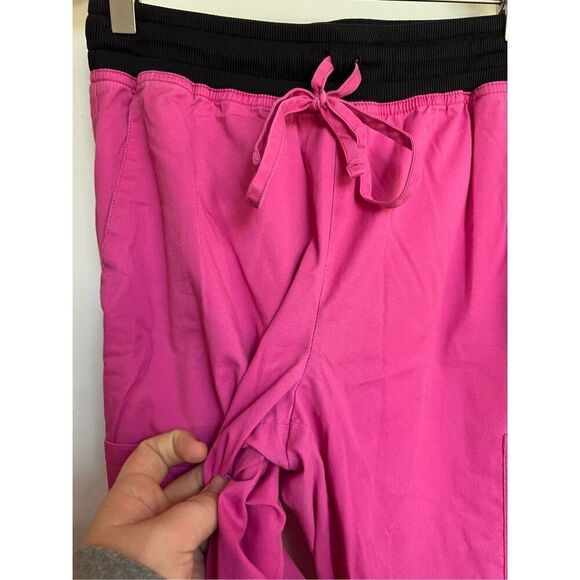 Scrubstar Shocking Pink Scrub Pants Woman’s Size Small - Picture 5 of 10